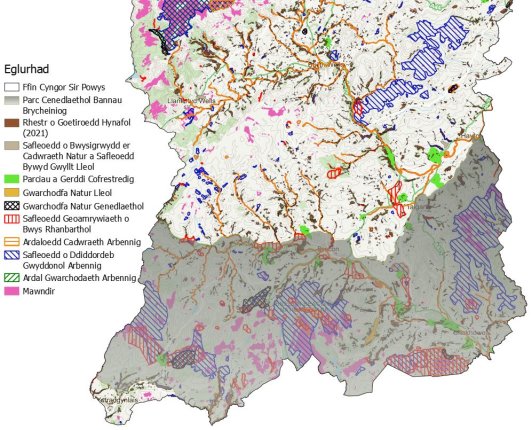 Map o safleoedd dynodedig ac anstatudol De Powys